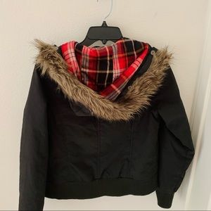 medium Mossimo jacket w/ removable fur. plaid hood